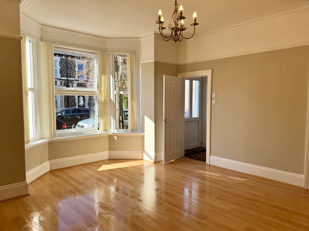 Property photo 2 of 20 Image