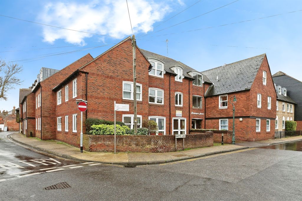 Property photo 1 of 13