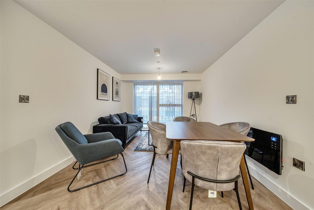 Property photo 1 of 15 1424425-4-69Aad25F50Ec2.Jpg