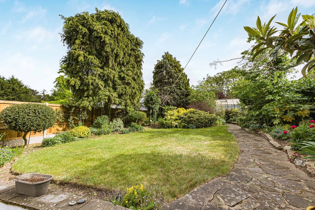 Property photo 3 of 30