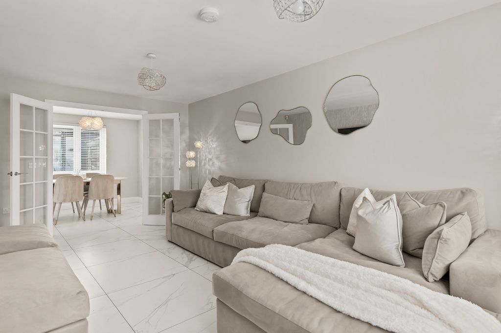 Property photo 3 of 45 51795010