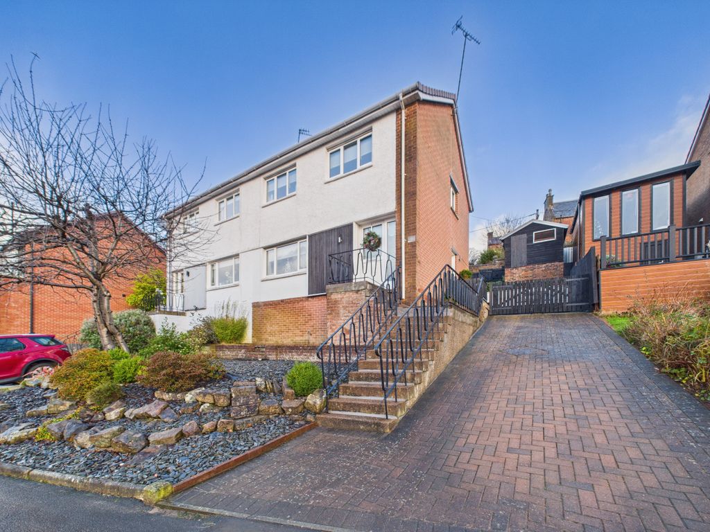 Property photo 1 of 25