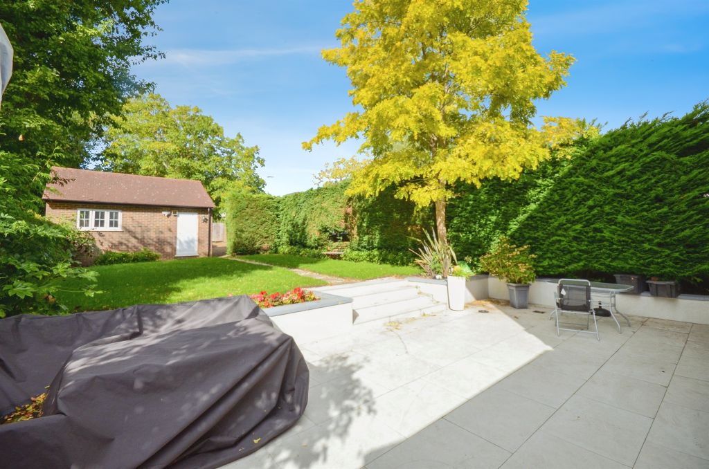 Property photo 3 of 17