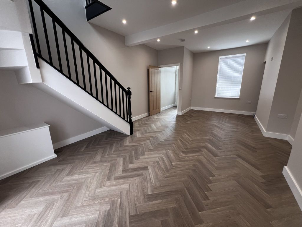 Property photo 2 of 14 Img_0093