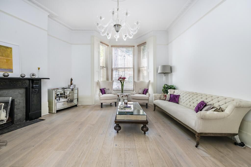 Property photo 1 of 8 1