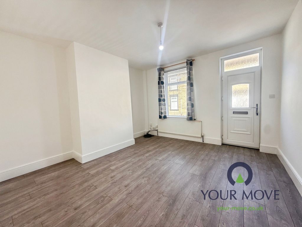 Property photo 3 of 10 Pbox-Img.Jpg