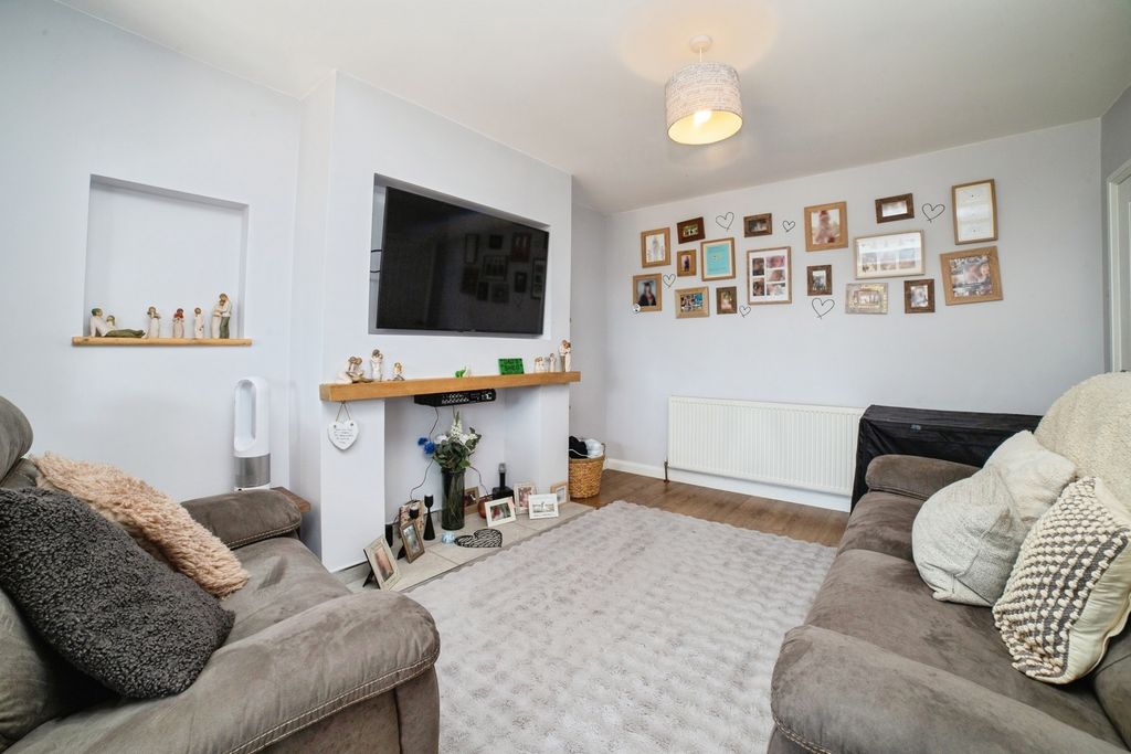 Property photo 2 of 22 Pbox-Img.Jpg