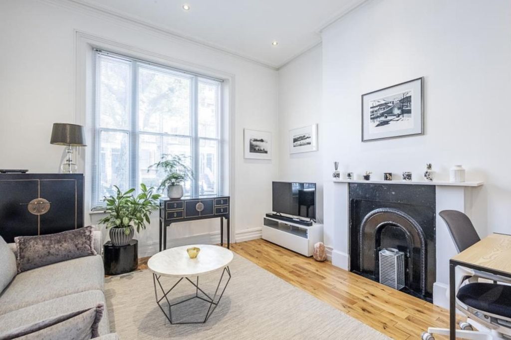 Property photo 3 of 10 Screen Shot 2021-09-22 At 13.31.47.Png