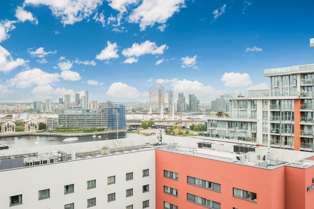 Property photo 3 of 19 Halcyon House, 1305-6.Jpg