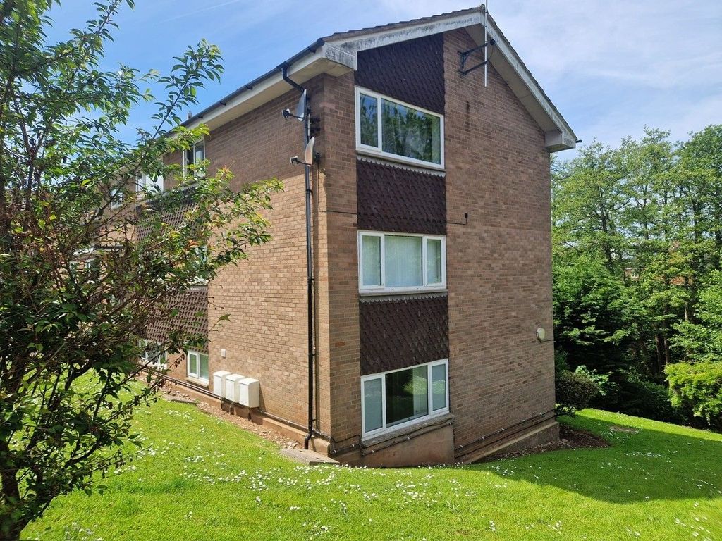 Property photo 1 of 3