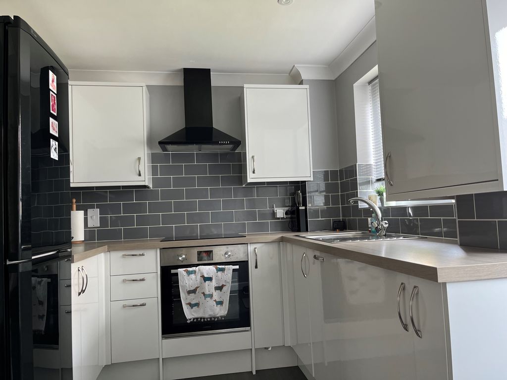 Property photo 3 of 7