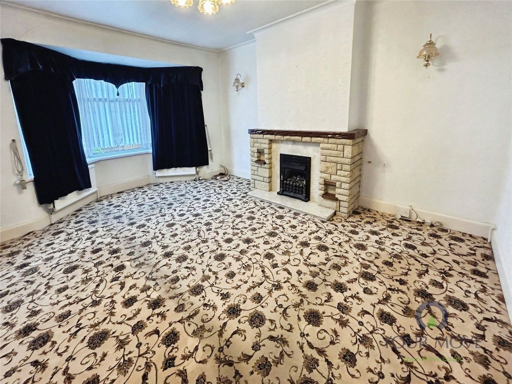 Property photo 2 of 14 Lounge