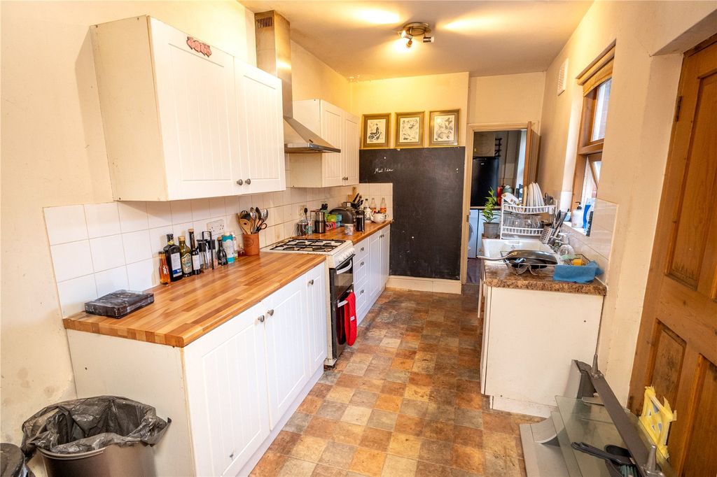 Property photo 3 of 11 Picture No. 10