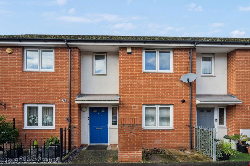Property photo 1 of 16