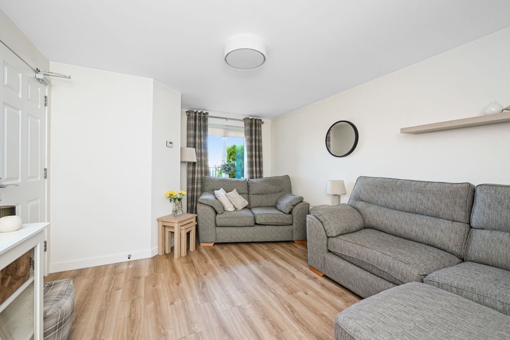 Property photo 3 of 25 Property Image 3