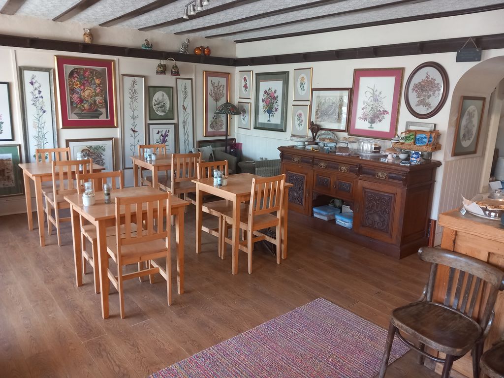 Property photo 3 of 8