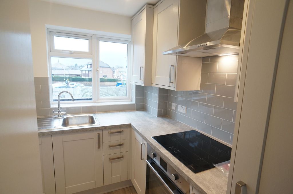 Property photo 1 of 5 Kitchen