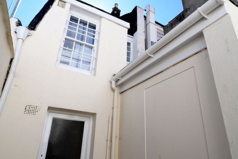 Property photo 2 of 15 Photo 12