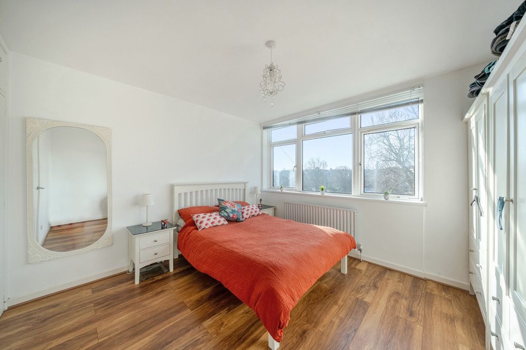 Property photo 3 of 10 Picture No. 39