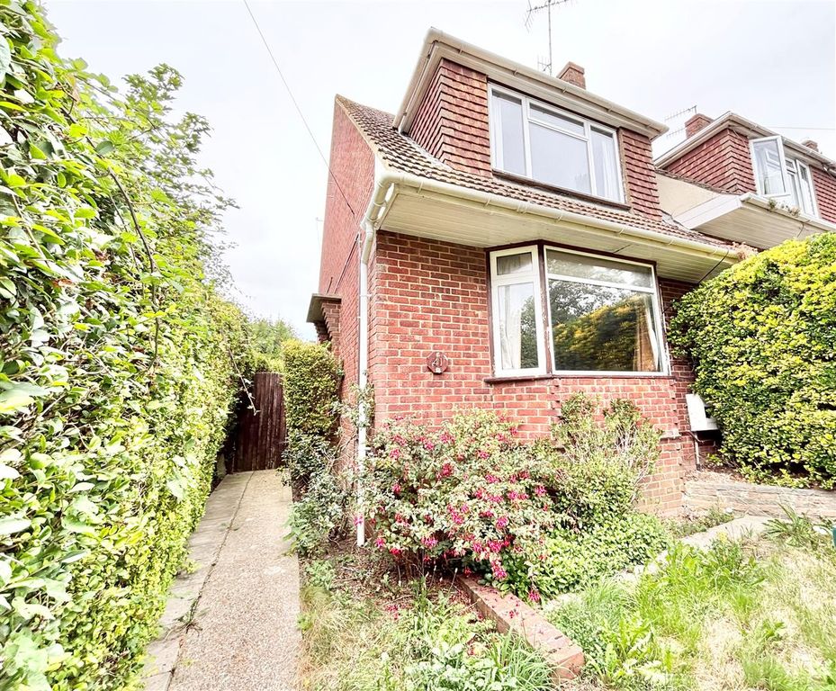 Property photo 1 of 12 Front.Jpg