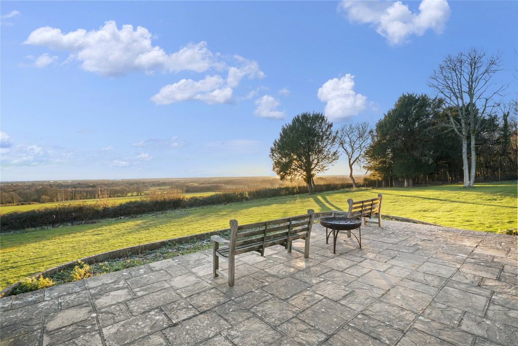 Property photo 3 of 38 Picture No. 11