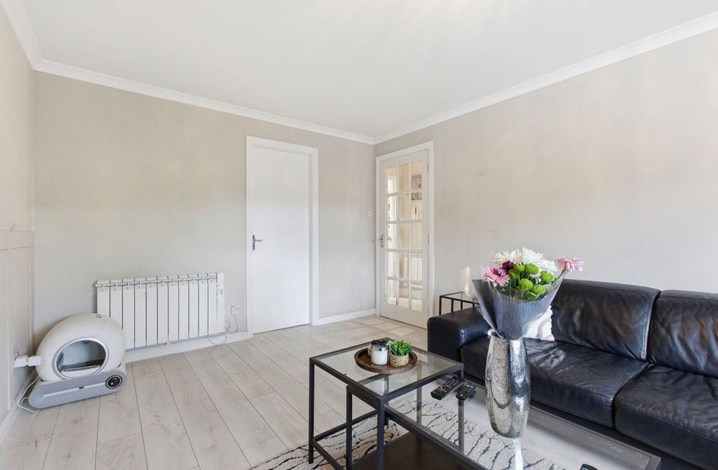 Additional image 5 of 2 bed flat for saleHunter Gardens, Bonnybridge FK4