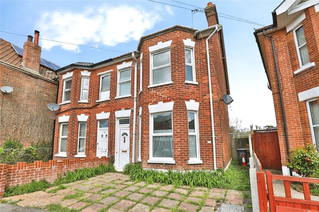 Property photo 2 of 27 Picture No. 22