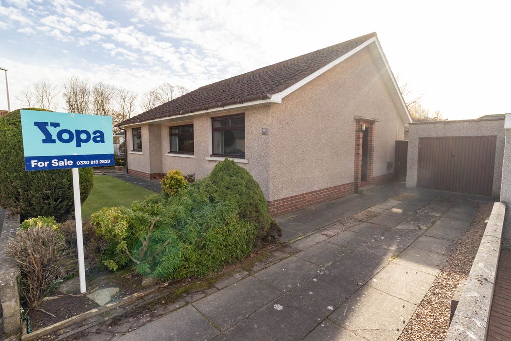 Property photo 1 of 31 Front Exterior