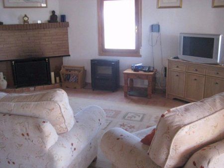 Property photo 3 of 11