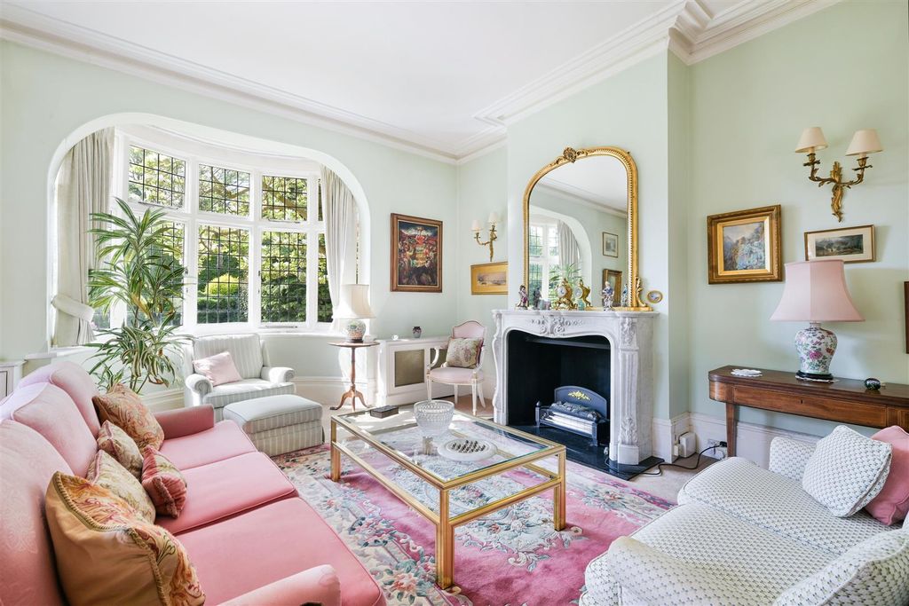 Property photo 2 of 34 Walton Heath Cottage- (6).Jpg