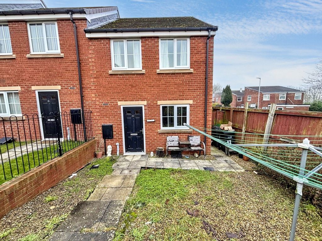 Property photo 1 of 16