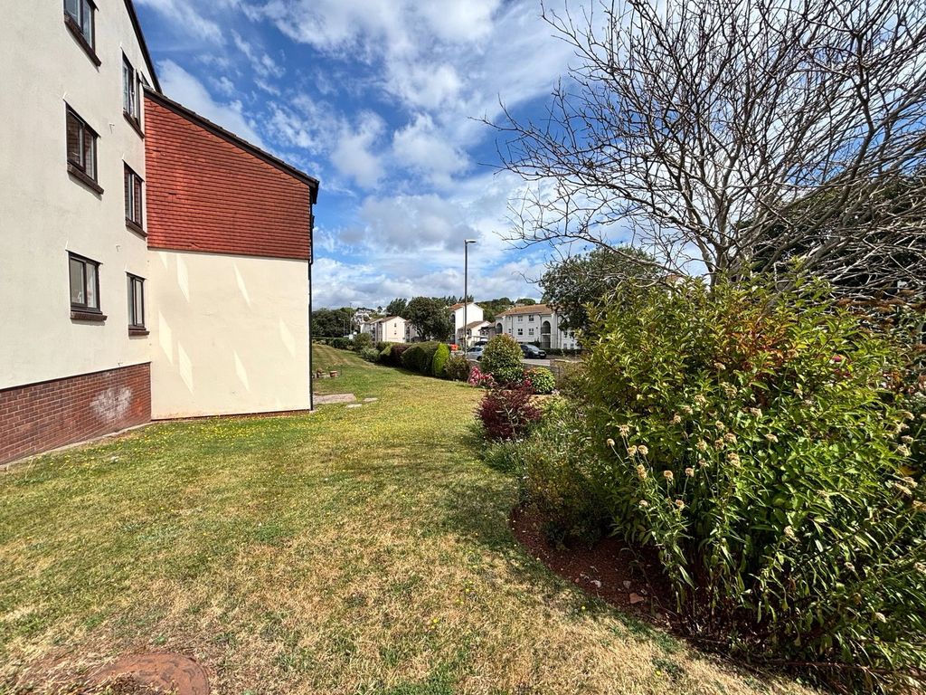 Additional image 6 of 2 bed flat for salePebble Court, Goodrington, Paignton TQ4