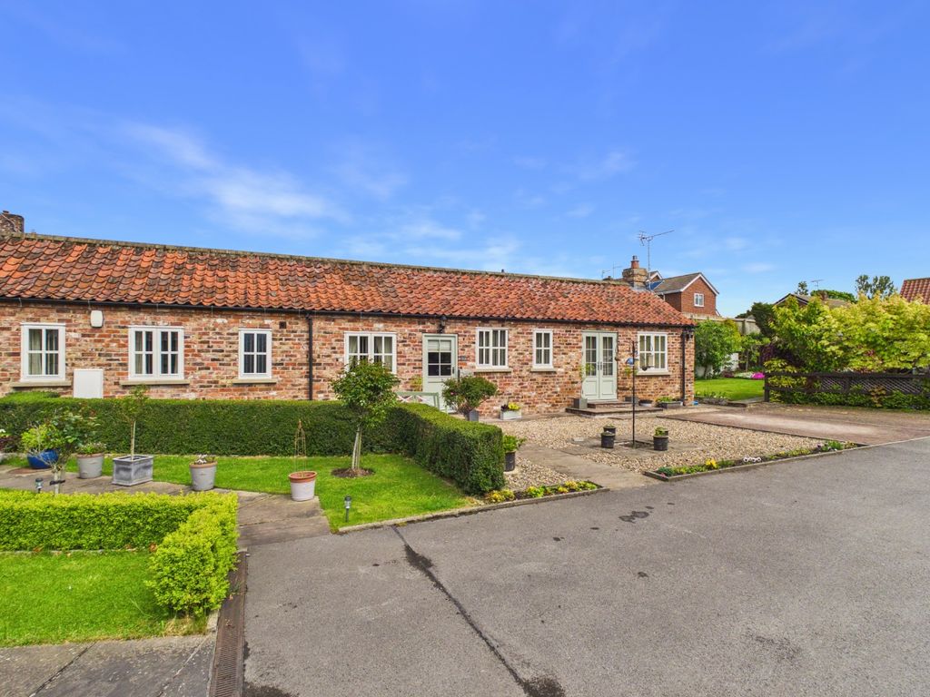 Property photo 1 of 17 5117662