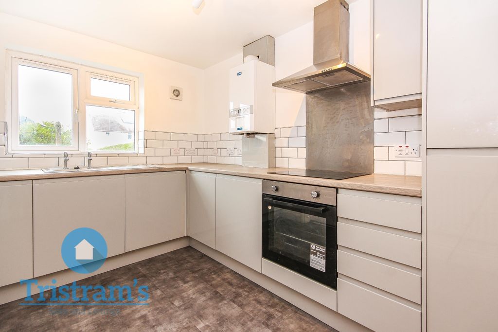 Property photo 3 of 15 Img_2348