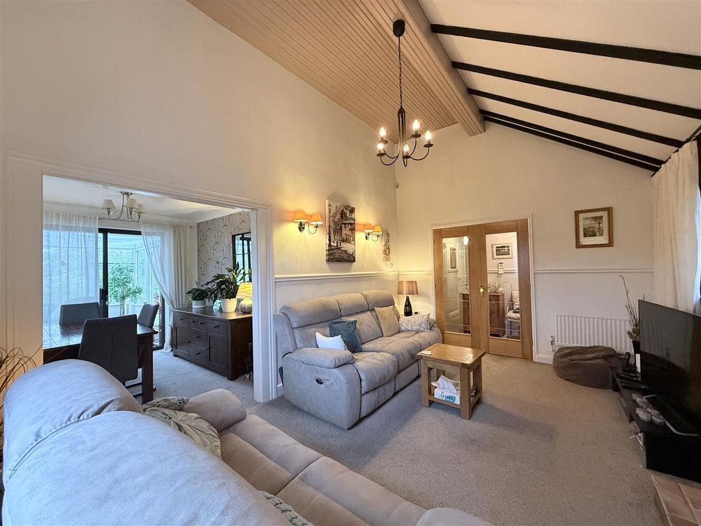 Property photo 2 of 23 Fullsizerender.Jpeg