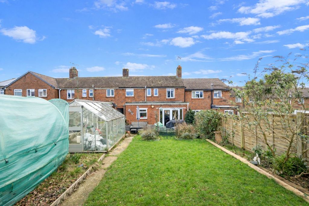 Property photo 2 of 21