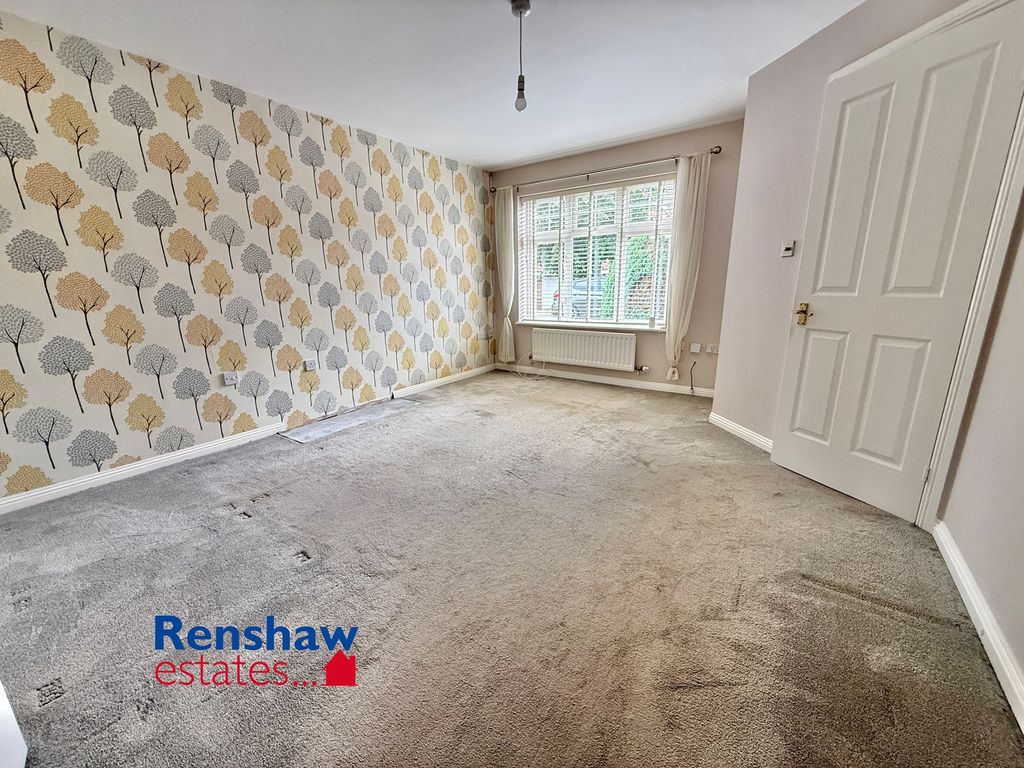 Property photo 2 of 13 L