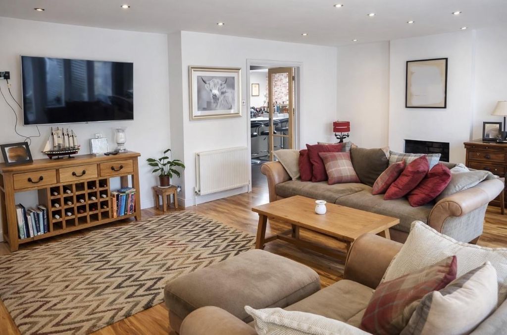 Property photo 3 of 25 Sitting Room 1.Jpg