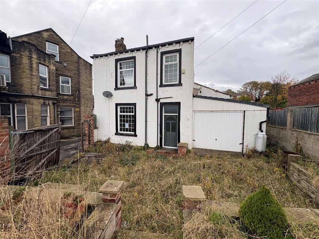 Property photo 1 of 8