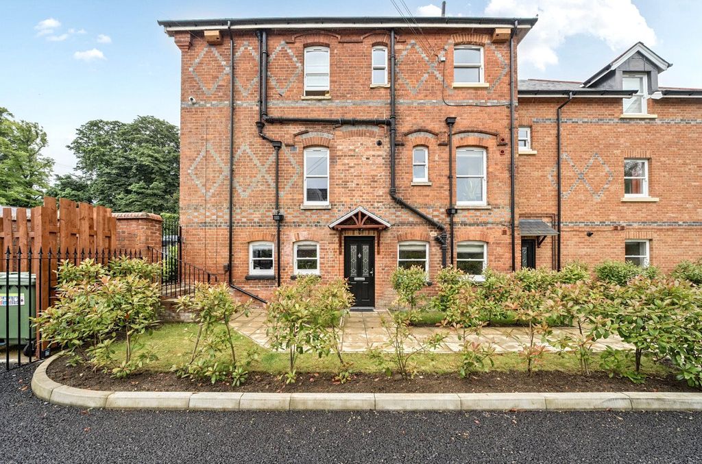 Property photo 1 of 11 Picture No. 08