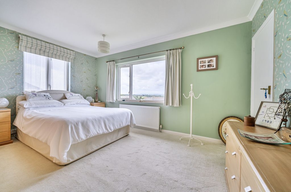 Property photo 2 of 22 1303040-9-684311A...