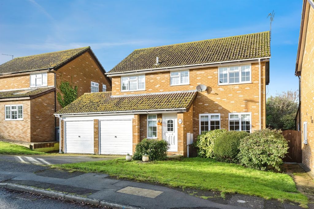 Property photo 1 of 17