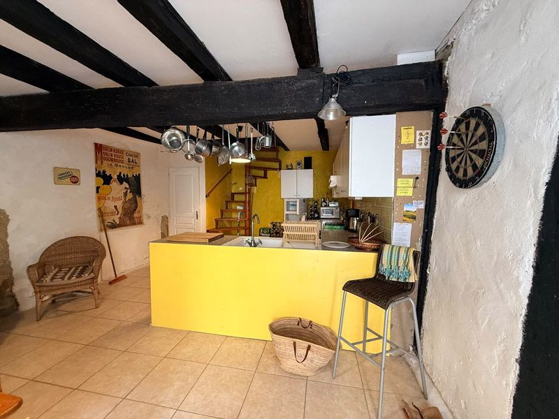 Property photo 3 of 8 031201Fb-A8c2-4A84-9d98-0A0764Cf401E-1