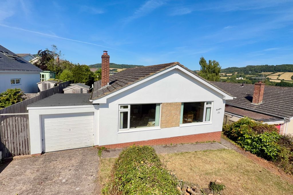 Property photo 1 of 15 Photograph
