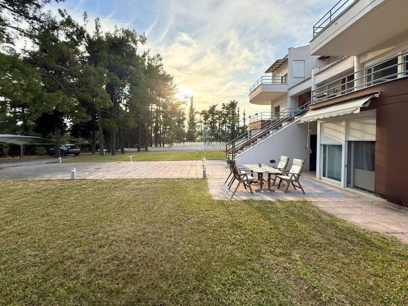 Property photo 1 of 13 Villa, 440 Sq, For Sale