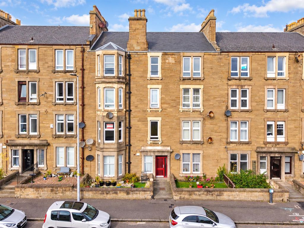 Property photo 1 of 16 1R 137 Clepington Road Dundee-1.Jpg