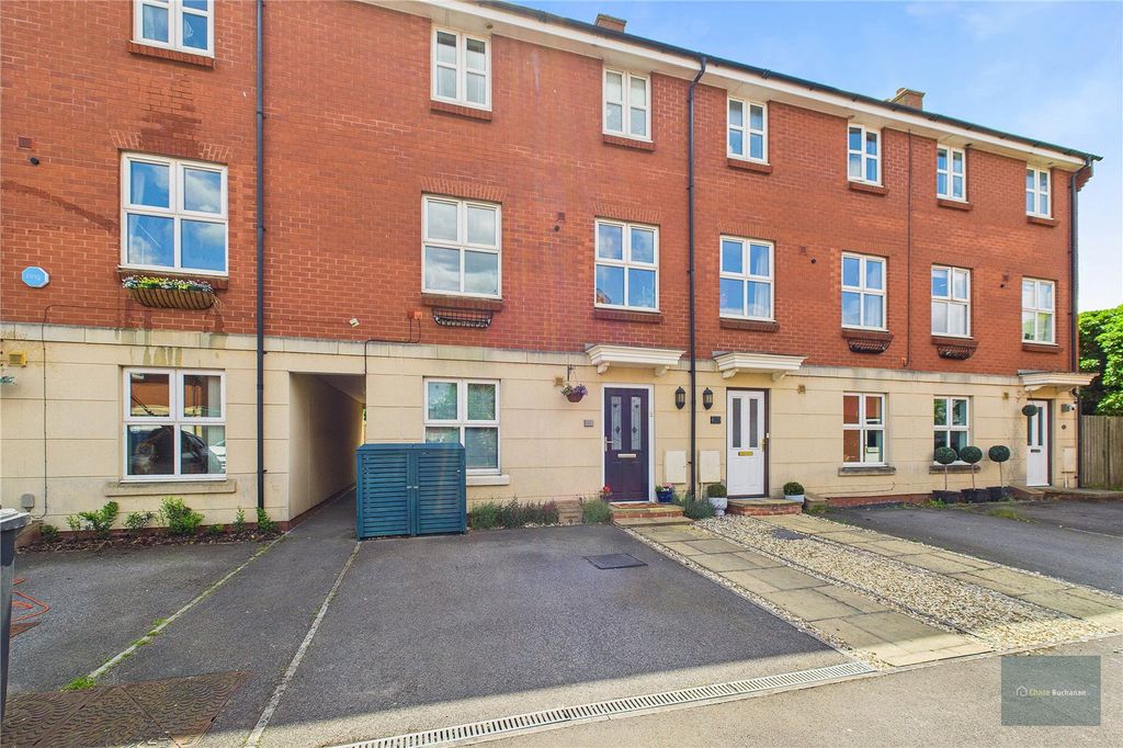 Property photo 1 of 18 Picture No. 01