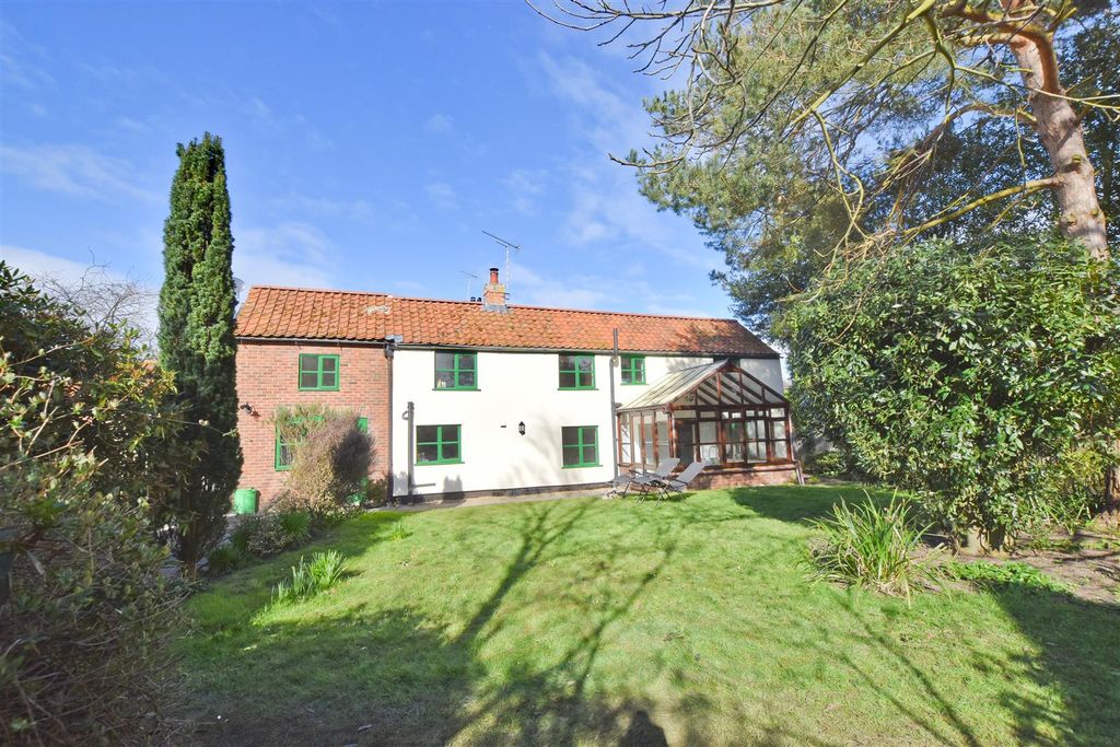 Property photo 1 of 29