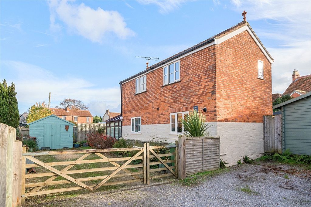 Property photo 1 of 25 Picture No. 04