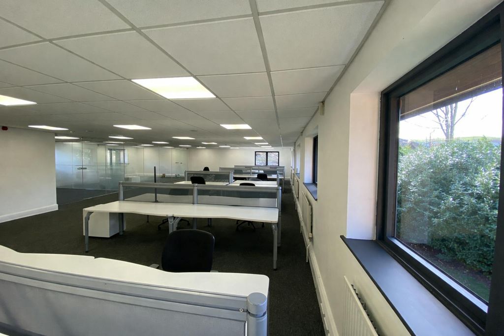 Property photo 2 of 3 6219c8d8-379A-4d32-A5d8-92762Fb4d762.Png